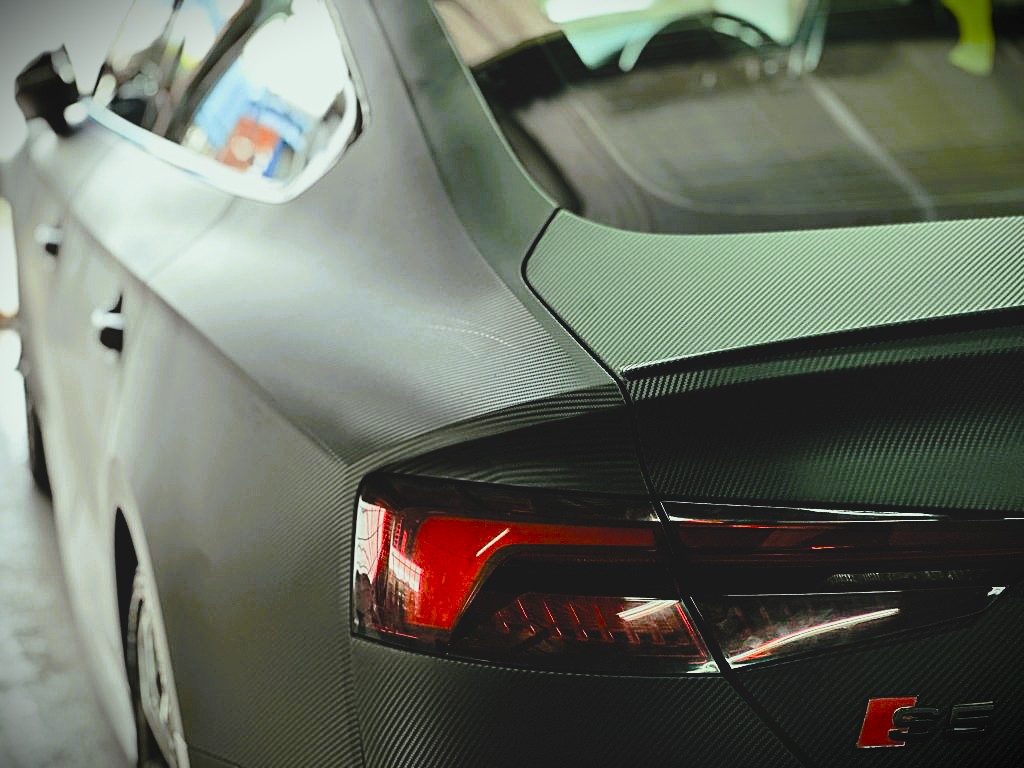 Audi S5 / Carbon Fiber